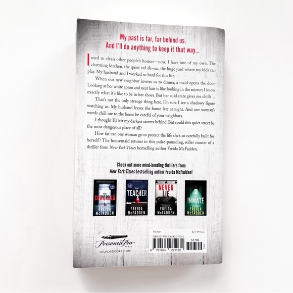 The Housemaid is Watching by Freida McFadden - Picture 2 of 2